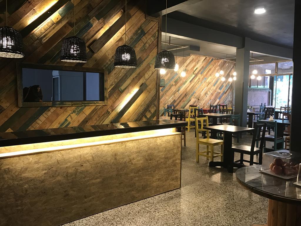 City Hotel Posadas Dış mekan fotoğraf