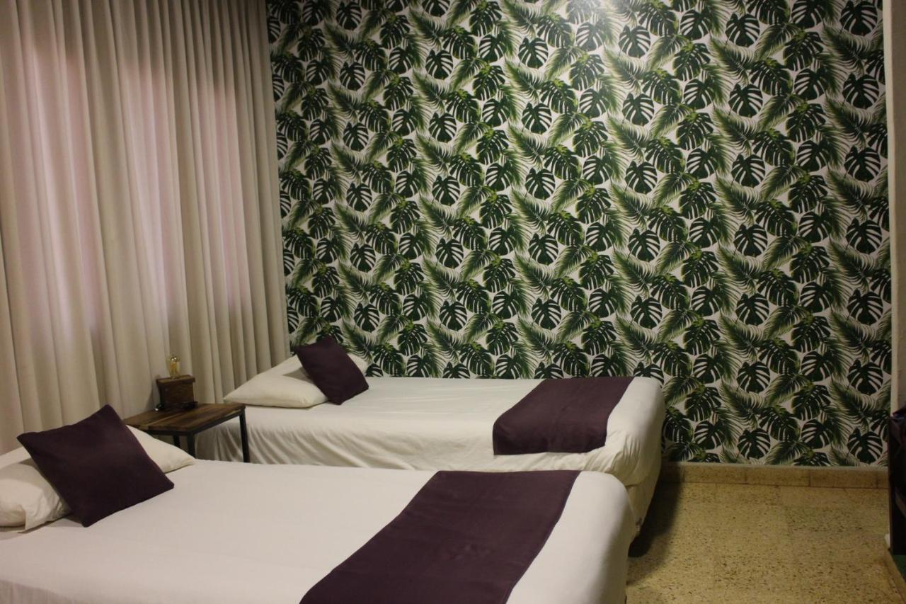 City Hotel Posadas Dış mekan fotoğraf